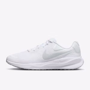 Nike Revolution 7